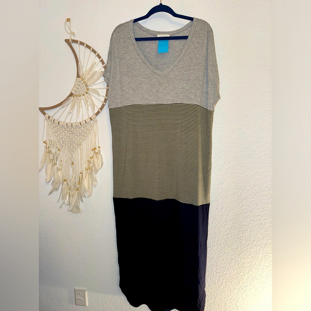 Reborn J Maxi color block dress size medium